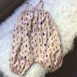 NWT 🍍 romper